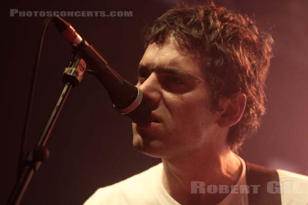 SUUNS - 2012-12-03 - PARIS - Point Ephemere - 